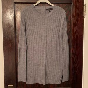 Banana Republic ribbed gray sweater